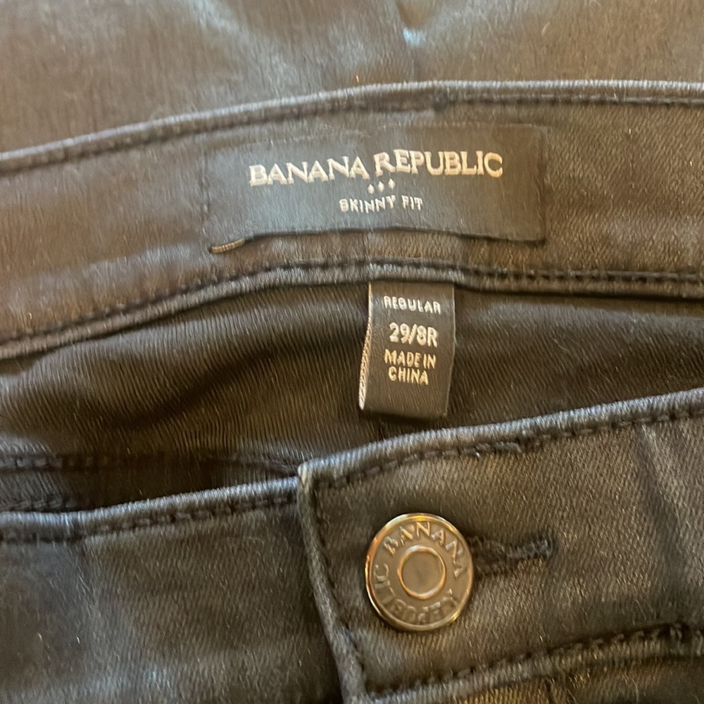 Banana Republic Size 29/8R Coated Denim Black, Stretch Skinny Fit Jeans - Picture 3 of 3